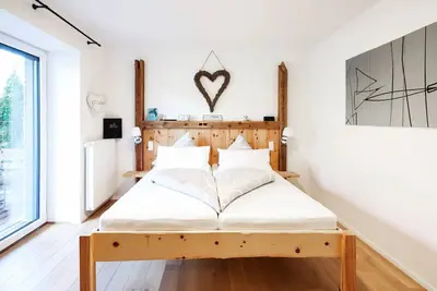 Image de Bed & Breakfast room \"Vika\" - for 4 persons in Essing