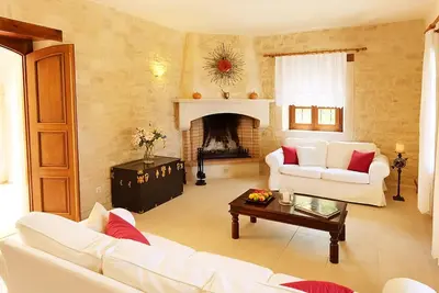 Image de Idyllic Stone House for Two with Charming Gardens near Taverna