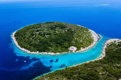 Image de Harbourfront Suite with Roof Terrace & Views in Central Gaios