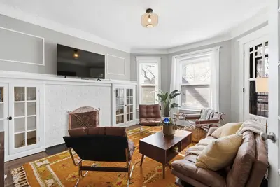 Image de 3br near U Chicago and Obama Center, Easy Parking