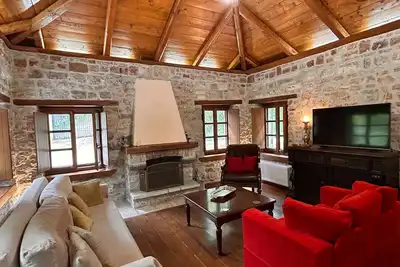 Villa Acroria in Karpenisi