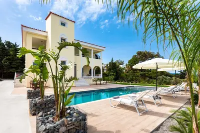 Image de Sunset View Paradisi Villa