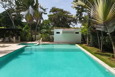 Image de 2 Bedroom Pool Apartment