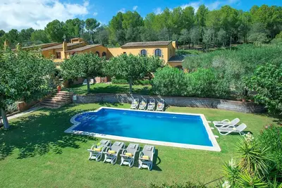 Image de Aldea Repos - Huit Chambres Villa, Couchages 16