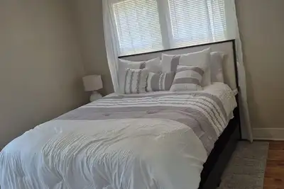 Image de Lovely 3-bedroom house close to parks.