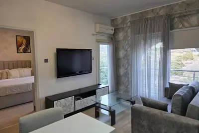 White Arches Haven by Staycom