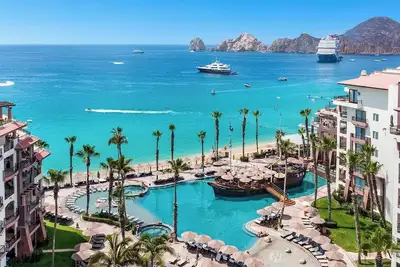 Image de 2 Bedroom Ocean Front Penthouse in Cabo San Lucas that sleeps 6
