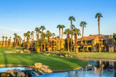 Image de Coachella Music Festival 2027 2 Bdm. Villa at Marriott Desert Springs Ii Resort!