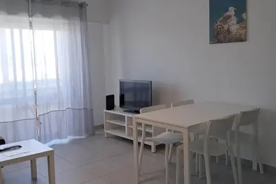 Image de T1 Torre 20 17g FANTÁSTICO 80m Praia 4 Pessoas