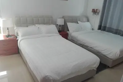 Image de Apartment 1, Spacious One-Bedroom with Two Single Beds