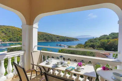 Image de Evanna House in Saint Stephanos