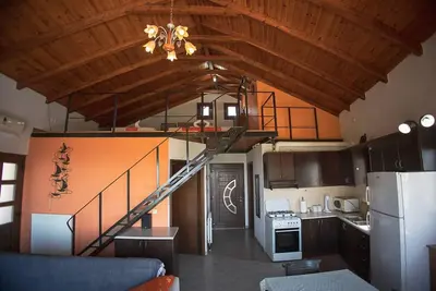 Image de Foula House in Magnisia