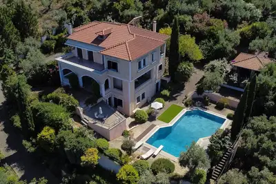 Image de Ananda Spa Villa in Nies