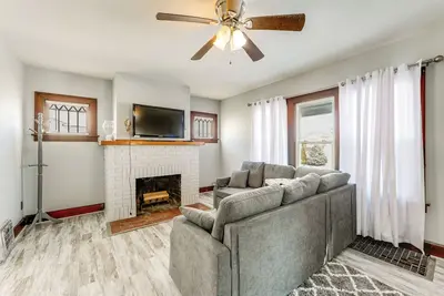 Image de 2 Mi to Syracuse University: Quiet Family Home