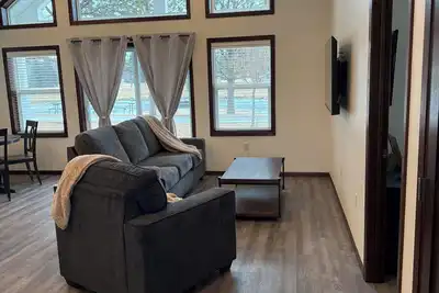 Image de Cozy 1-bedroom house in beautiful Brookings on the walking trail