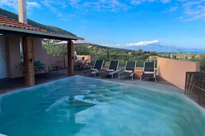 Image de Villa De La Vita, Alykes