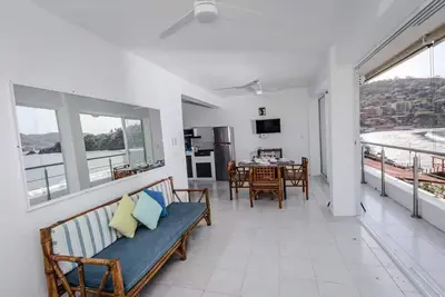 Image de Beachfront Brisas Bungalow @Aqua at La Madera Beach
