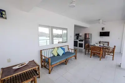 Image de Beachfront Olas Bungalow @Aqua at La Madera Beach.