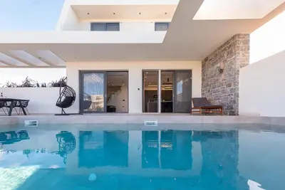 Image de Aethra Deluxe Villa with pool, 700m from Beach