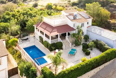 Image de Pomos Harbour View Villa