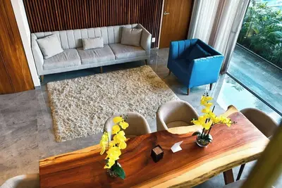 Image de Luxury 3br Penthouse • Pool View • Wi-Fi and A/C