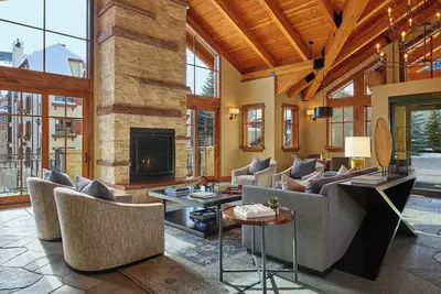 Image de Vantage Point - CoralTree Residence Collection
