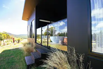 Image de Barefoot Luxury, Romantic escapes, Outdoor bath with Ocean views, Farm stay