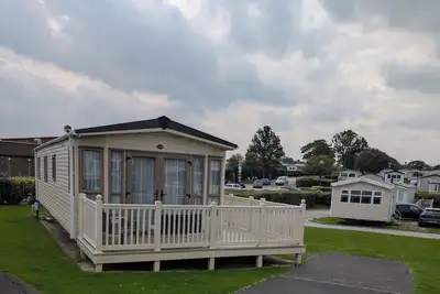 Image de 42 Laurel Rise, pet friendly, with a garden in Primrose Valley