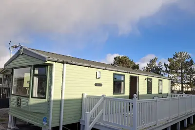 Image de Glasyln 37, pet friendly, with pool in Morfa Bychan