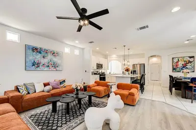 Comfy Stay7 Beds-Close to Strip & Attraction