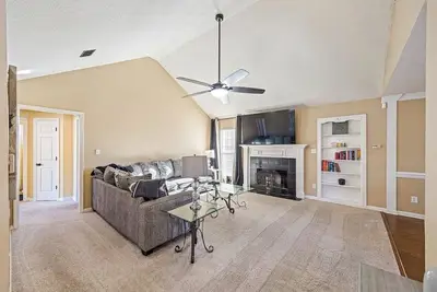 Image de Masters Week Luxury: 3br Home Ample Parking & Privacy - Augusta Regional Airport