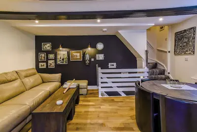 Image de 2 chambres à coucher à Whitby