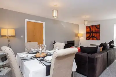 Image de 2 chambres à coucher à York