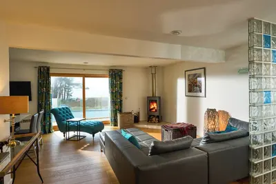 Image de 3 chambres à coucher à Strachur