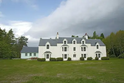 Image de 9 chambres à coucher à Pitlochry