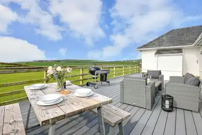 Image de 2 chambres à coucher à Abersoch