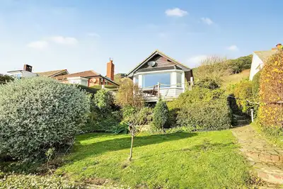 Image de 2 chambres à coucher à Ventnor