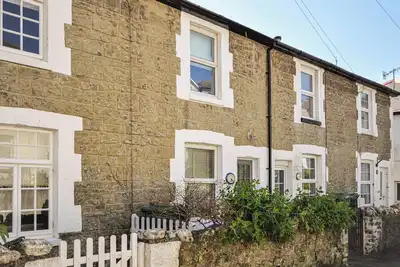 Image de 2 chambres à coucher à Ventnor