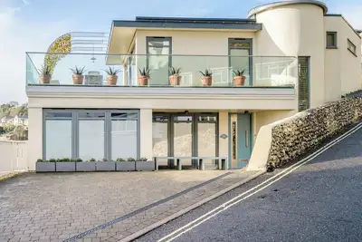 Image de 3 chambres à coucher à Ventnor