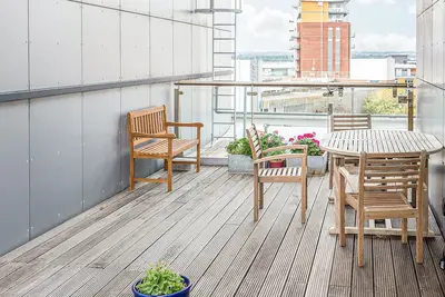 Image de 3 chambres à coucher à Poole