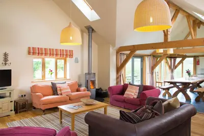 Image de Corner Cottage-Ukc6154