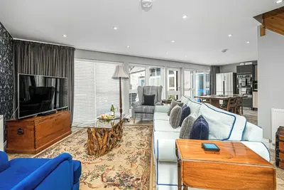 Image de 3 chambres à coucher à Carnoustie