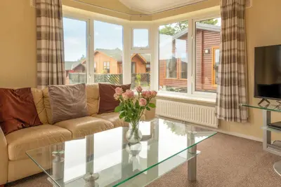 Image de 52 Meadow View - Ukc7107