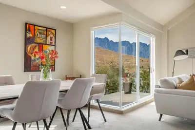 Image de The Highview | Remarkables Panorama