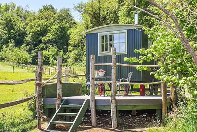 Image de Dorset Alpaca Shepherd's Hut