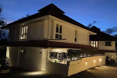 Image de Tropical Garden villa with pool and walking to beach