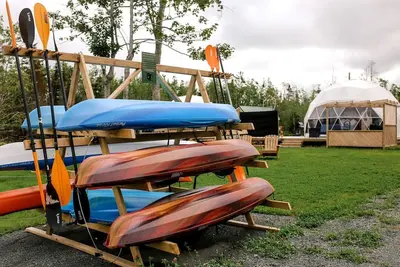 Image de Nova Scotia Dome with Private Hot Tub for Relaxing Retreats in Antigonish, Canada