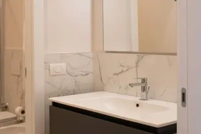Image de Elegant design apartment | 5 min from the Duomo