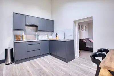 Image de Ivy Cottage, 1 Bedroom, Cheltenham City Centre by mySTAYINN