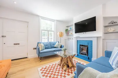 Image de Lymington Sailor's Cottage/ hot tub /chef